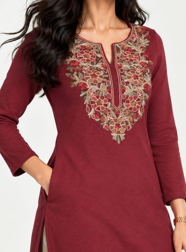 Women Embroidered Straight Winter Kurta