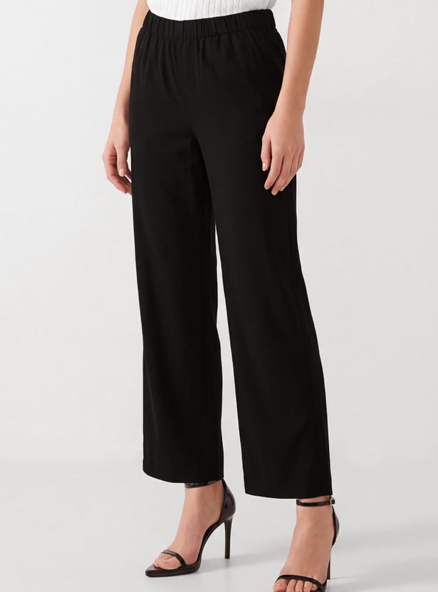 Women Flared Pull-On Pants