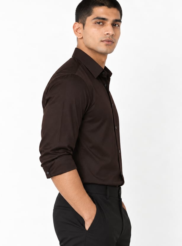 Men Solid Slim Fit Shirt
