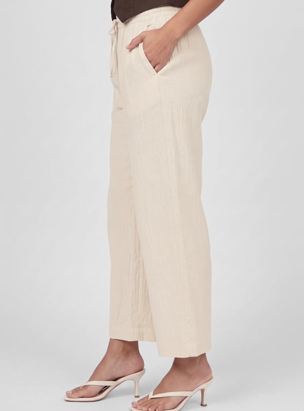 Women Solid Trousers