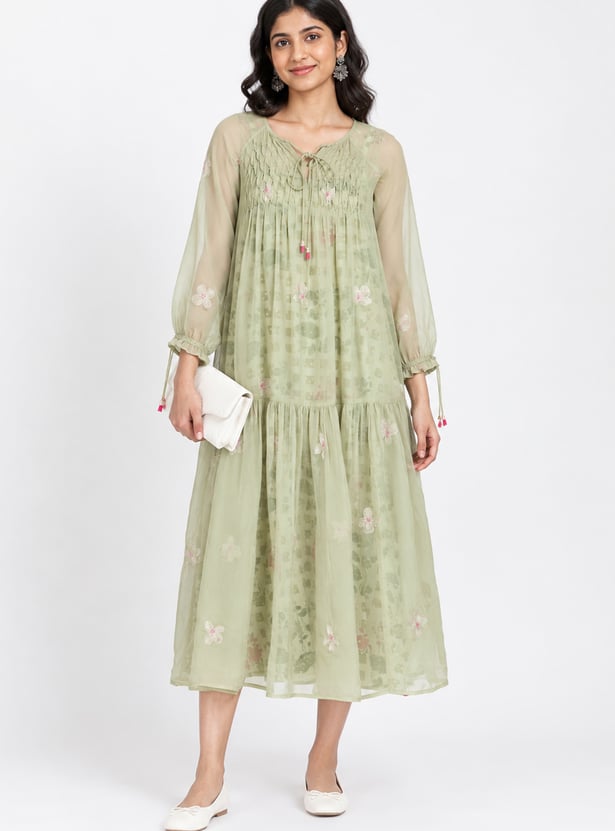 Women Printed Tiered Ethnic Dress with Printed Inner