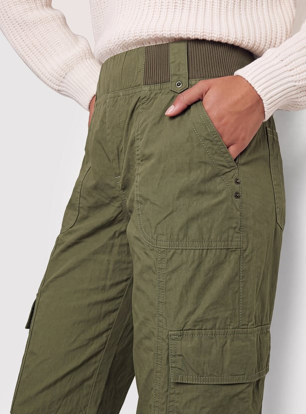 Men Solid Cargo Jeans High Rise