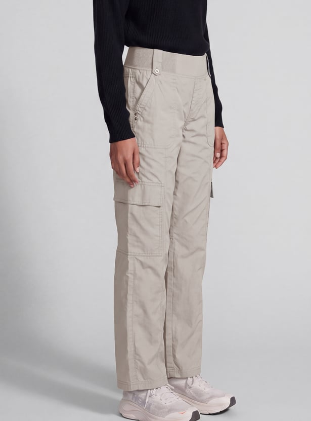 Men Solid Cargo Jeans High Rise