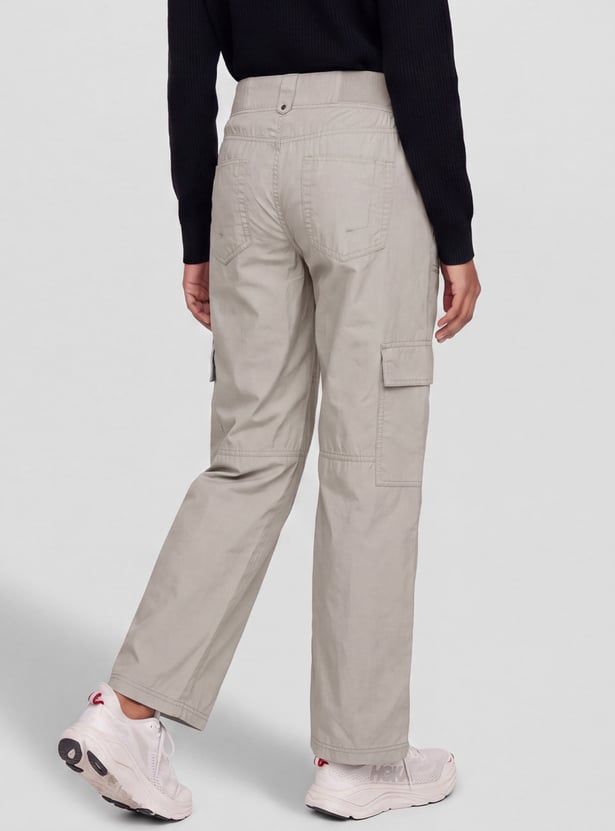 Men Solid Cargo Jeans High Rise