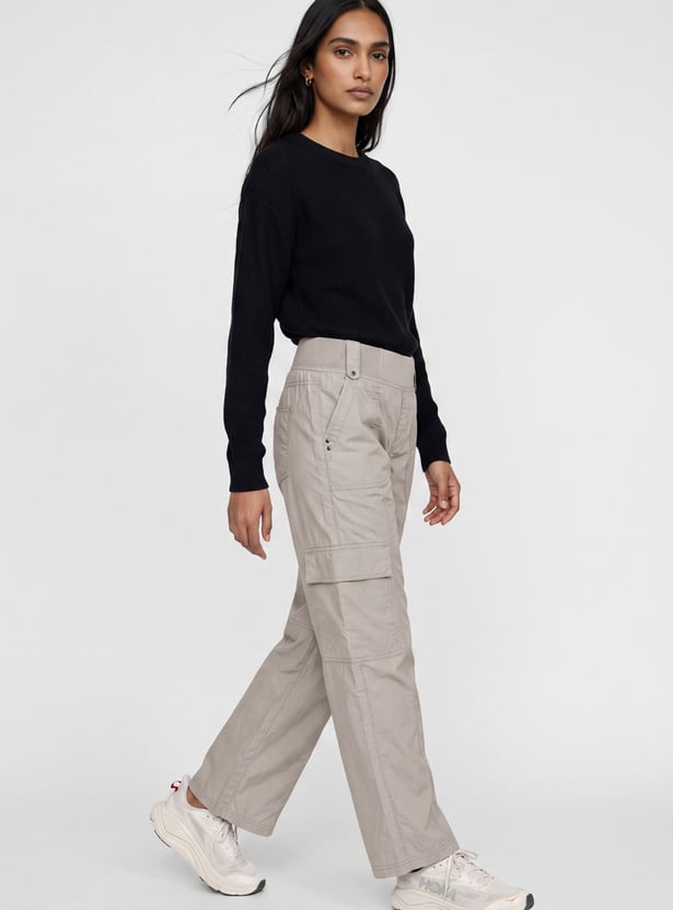 Men Solid Cargo Jeans High Rise