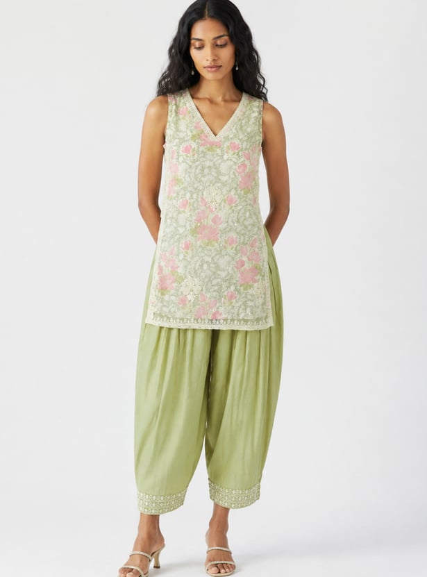 Women Floral Print Kurti with Farsi Pants