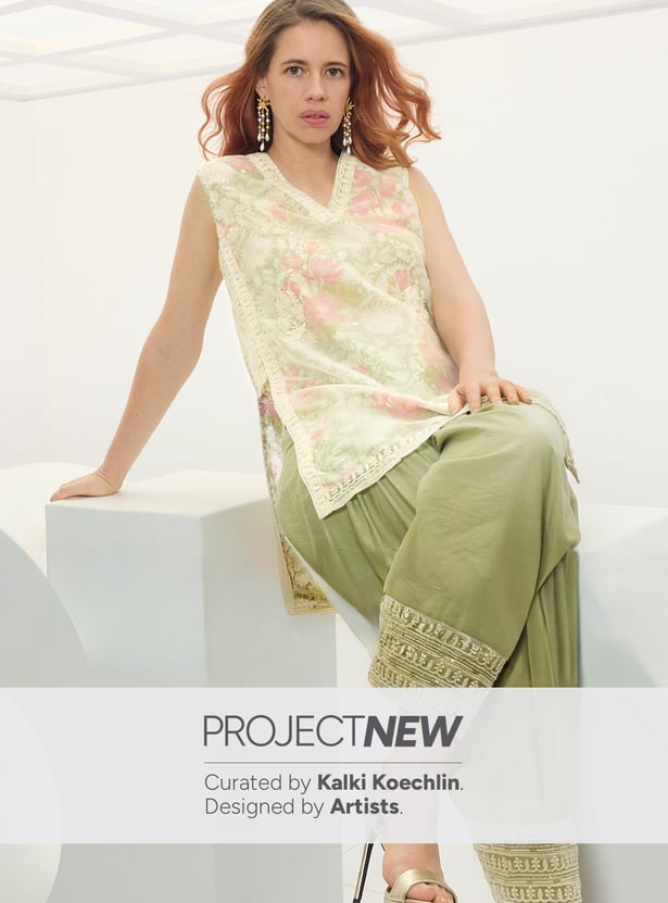 Women Floral Print Kurti with Farsi Pants