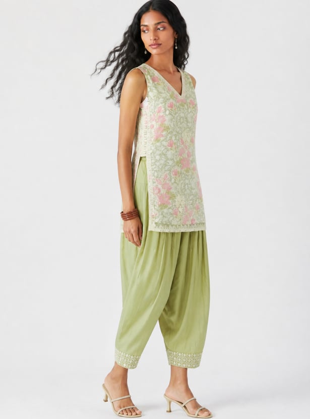 Women Floral Print Kurti with Farsi Pants
