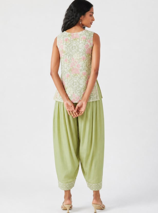 Women Floral Print Kurti with Farsi Pants