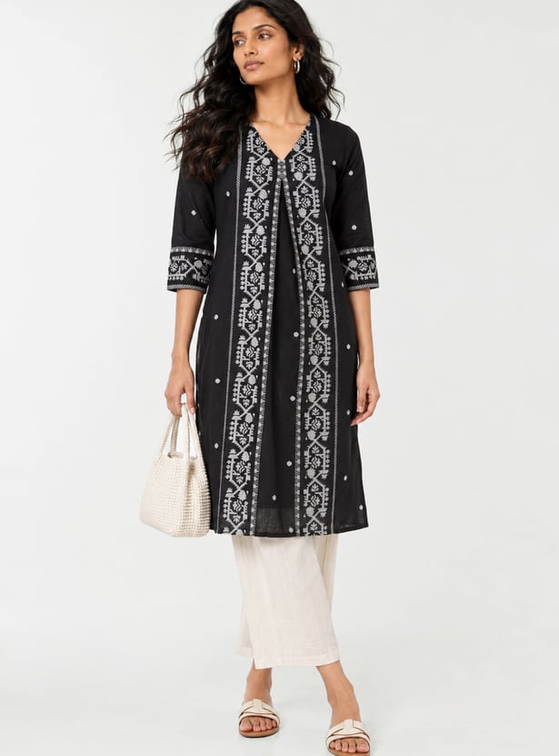 Women Ethnic Print Straight Kurta