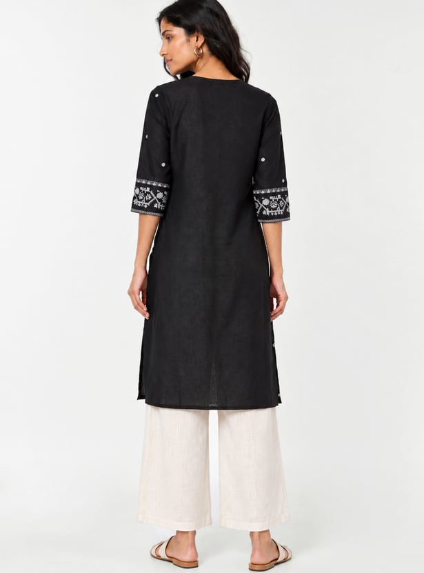 Women Ethnic Print Straight Kurta