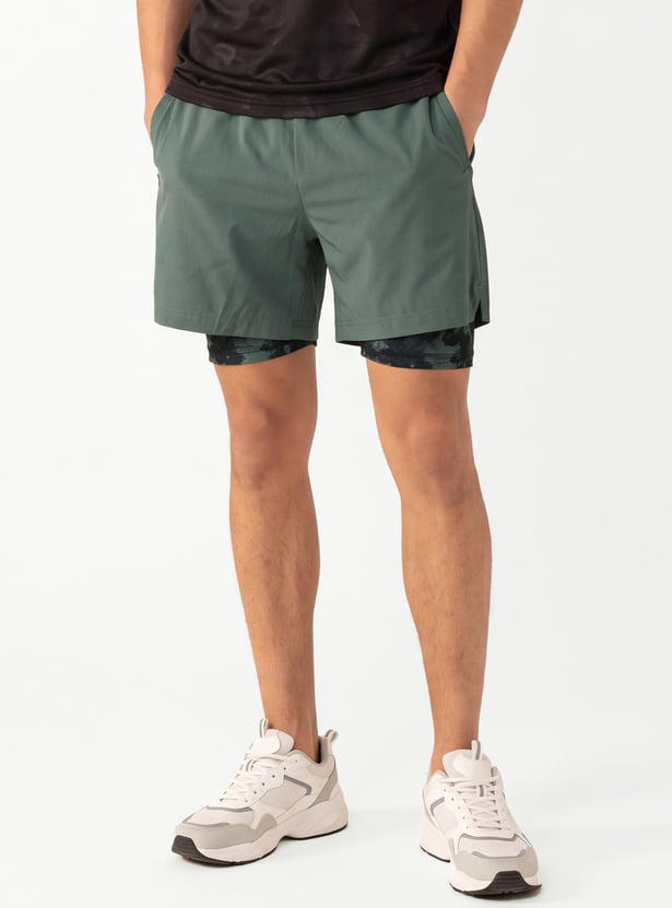 Men Solid Sports Shorts