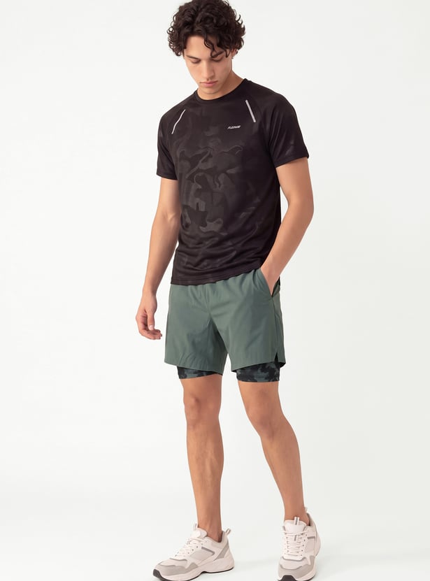 Men Solid Sports Shorts