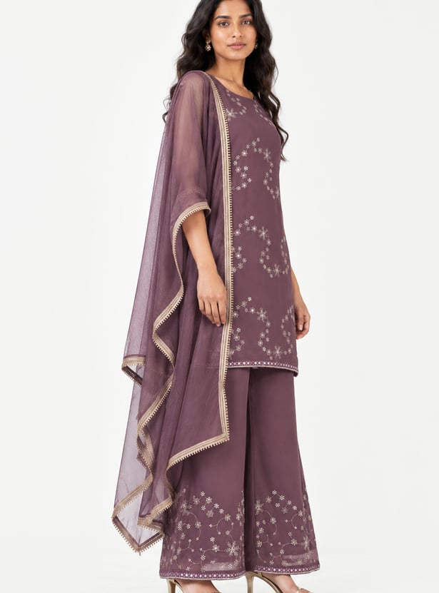 Women Embroidered Straight Kurta Set