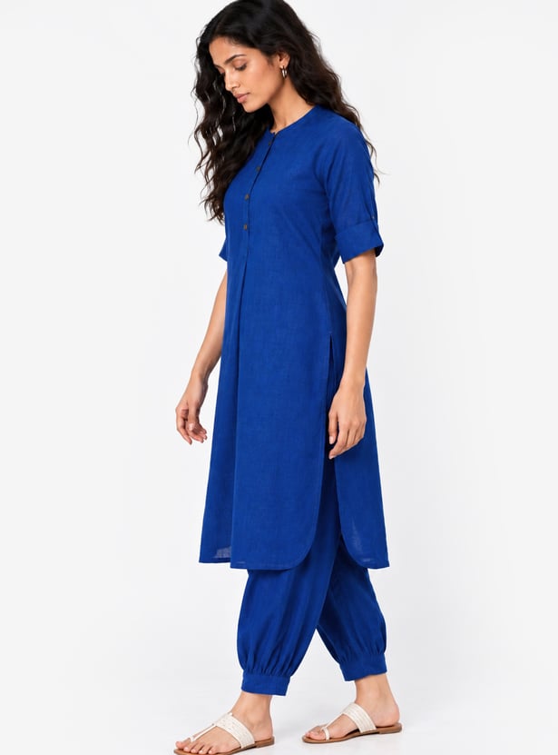 Women Solid Straight Kurta Set