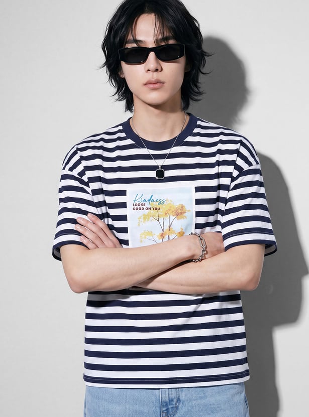 URB_N Men Striped Printed T-shirt