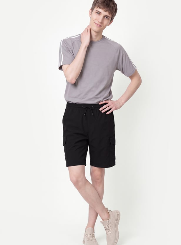 Men Solid Sports Shorts