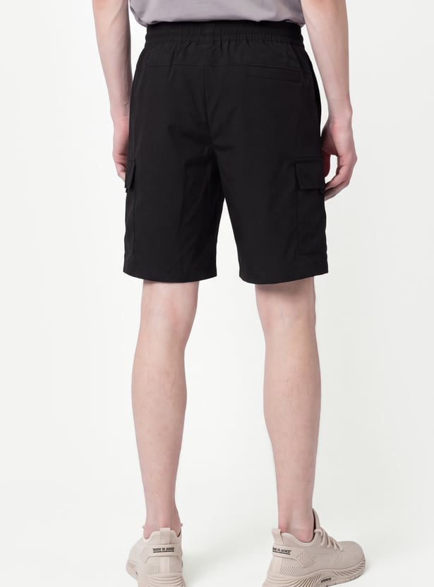 Men Solid Sports Shorts