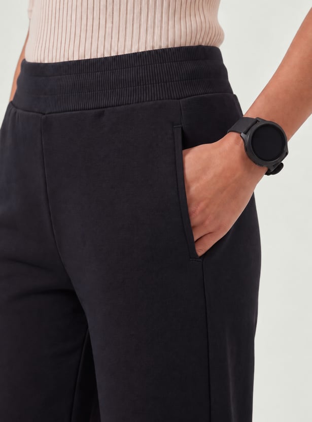 Women Solid Sports Track Pants