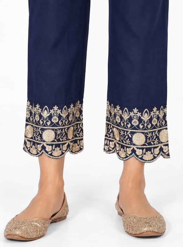 Women Embroidered Straight Kurta Set