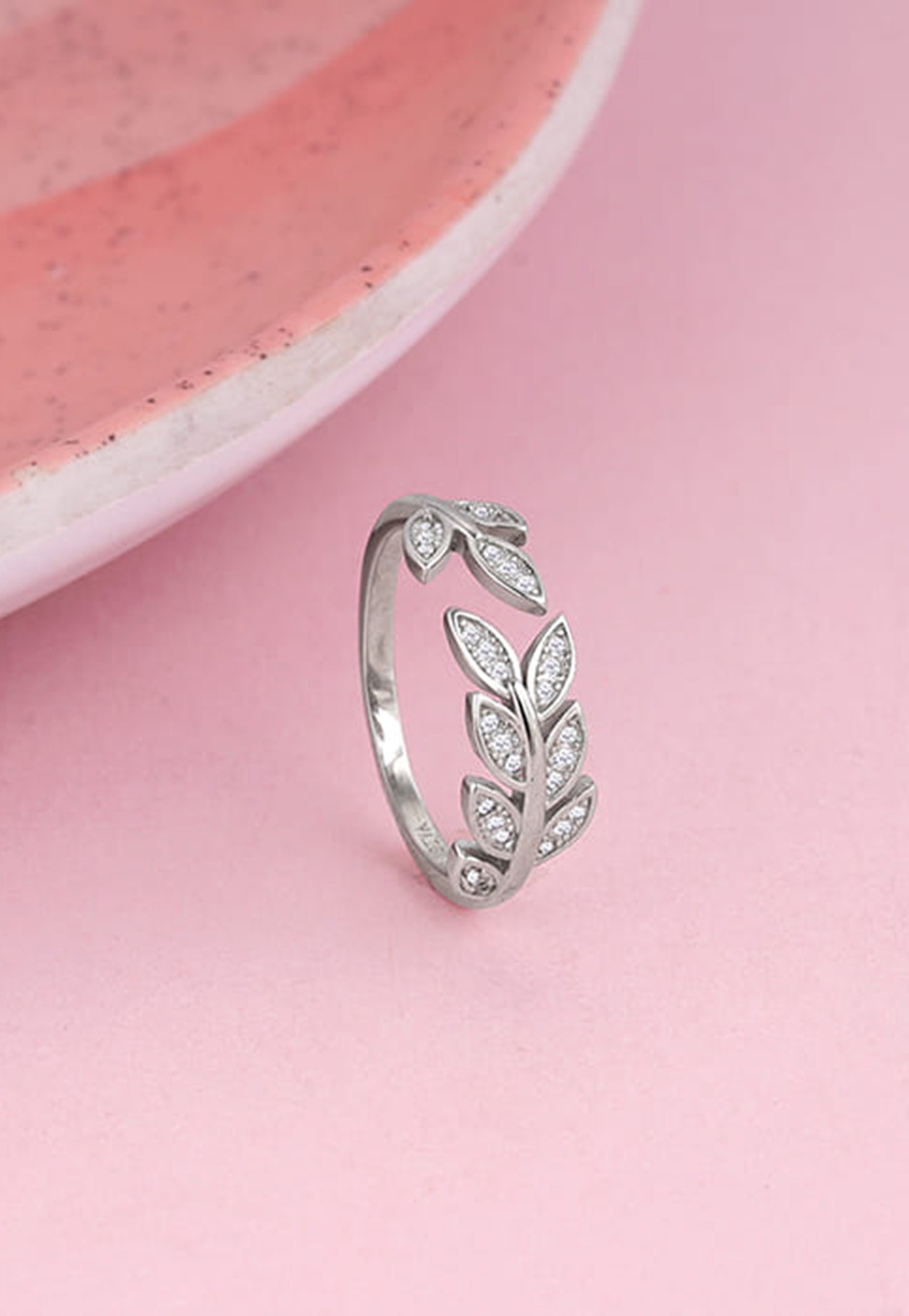 GIVA Sterling Silver Zircon Leaf Finger Ring-picture-21