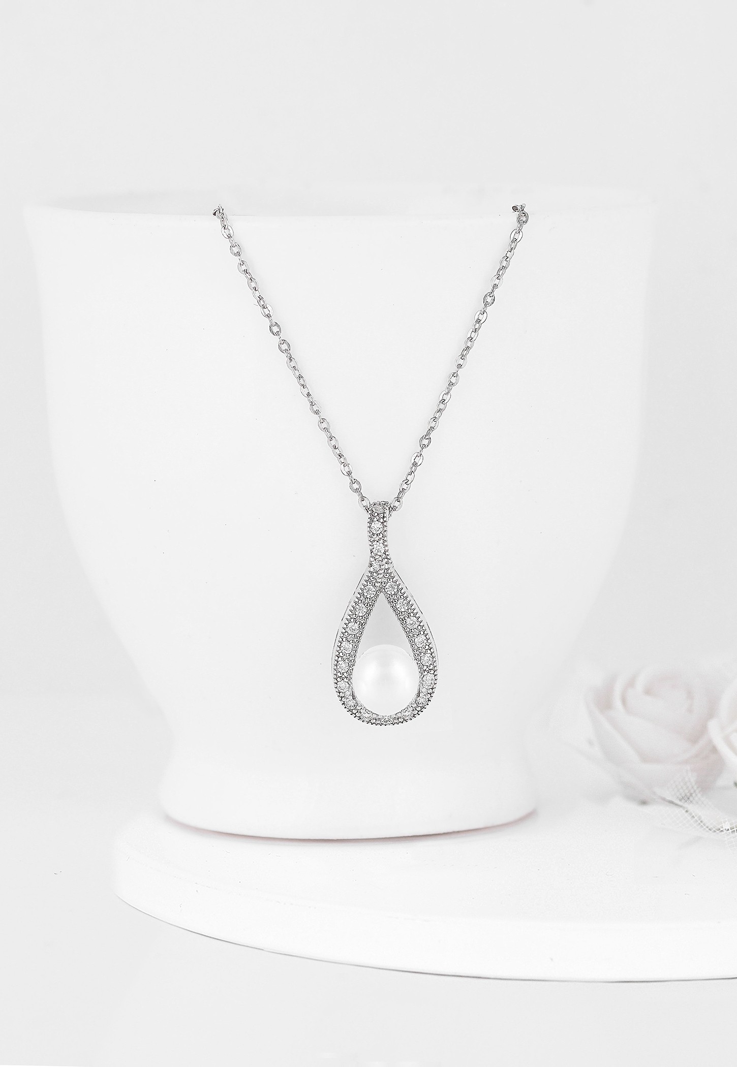 GIVA Sterling Silver Tear Drop Pearl Chain with Pendant-image-41