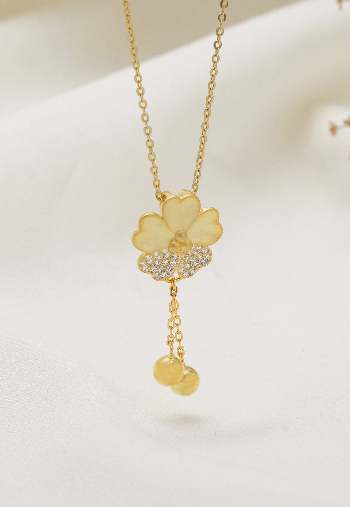 GIVA Sterling Silver Clover Dangle Chain with Pendant-image-39