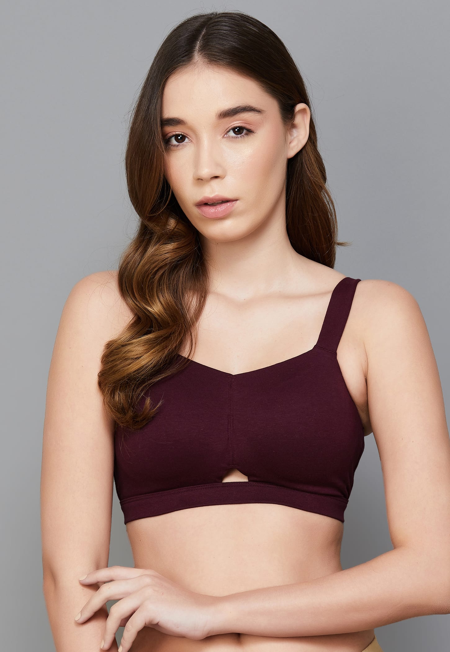 ENAMOR Solid Padded Non-Wired Minimizer Bra-picture-32