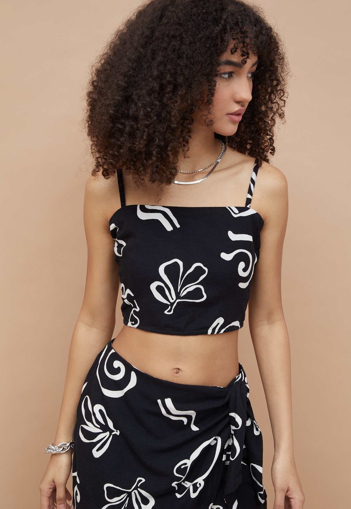 GINGER Printed Crop Spaghetti Top-picture-32
