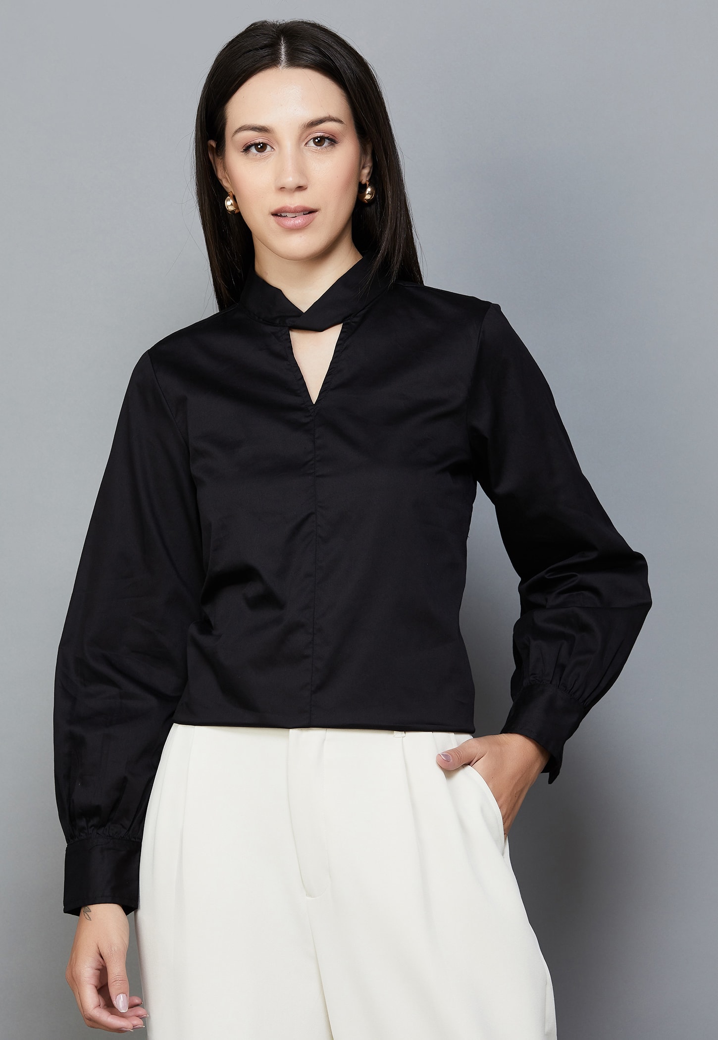 AND Solid Keyhole Neck Top-picture-50