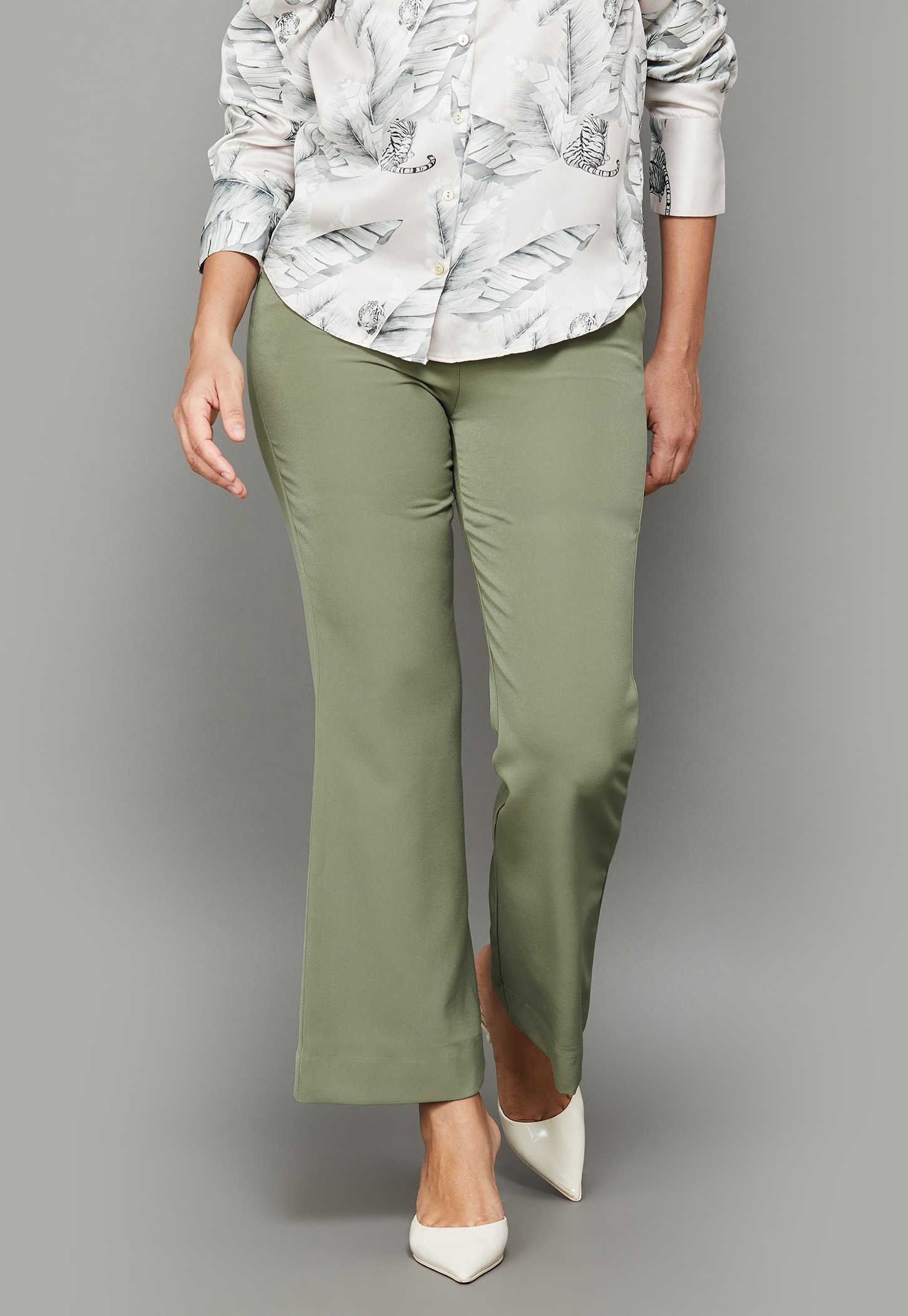 VAN HEUSEN Solid Regular Fit Trousers-picture-40