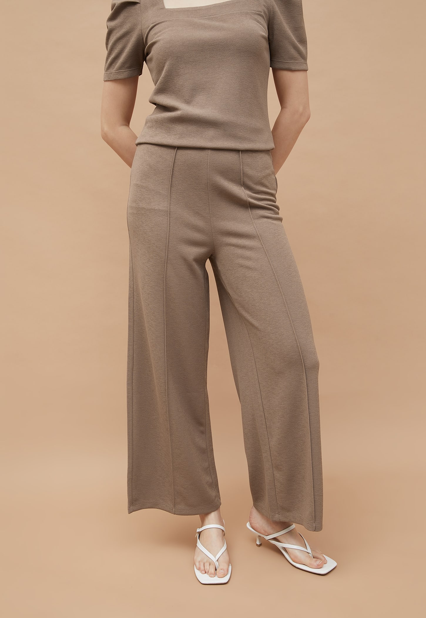 CODE Pintuck-Detailed Wide Leg Trousers-picture-15