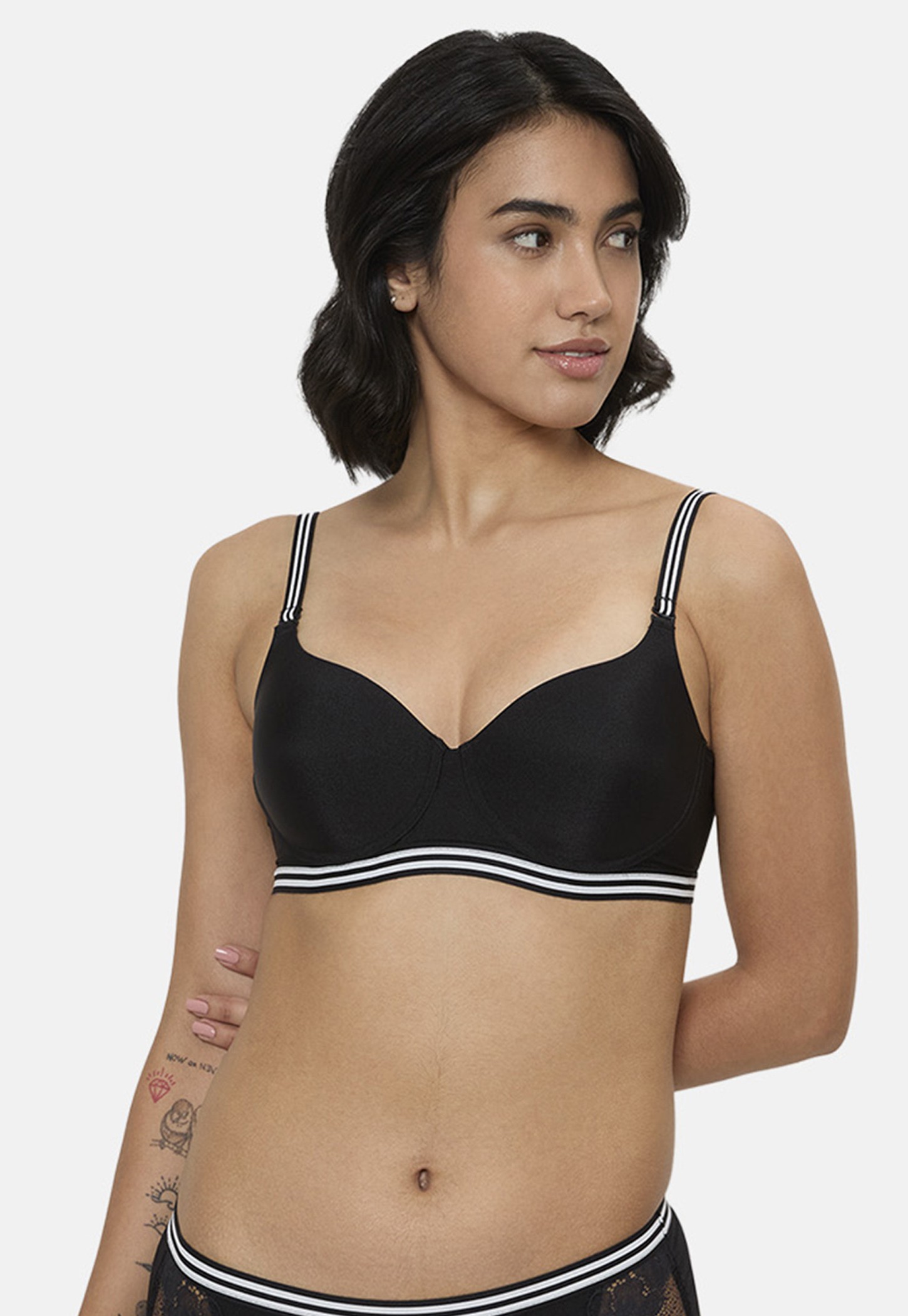 TRIUMPH Solid Padded Non-Wired T-shirt Bra-picture-26