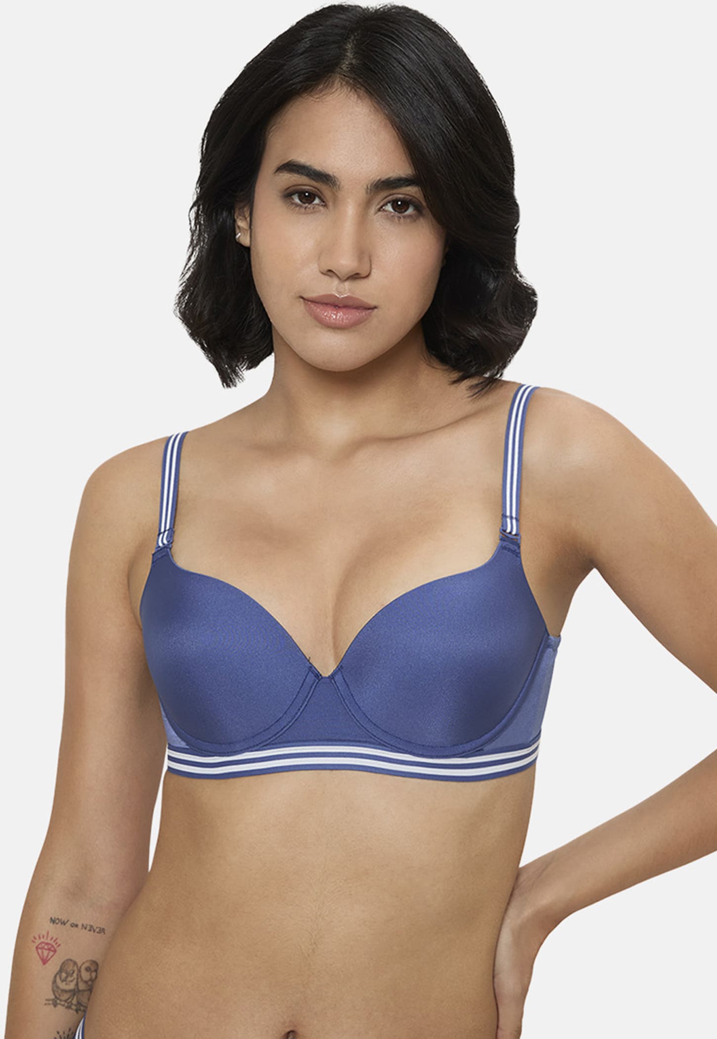 TRIUMPH Solid Padded Non-Wired T-shirt Bra-picture-19