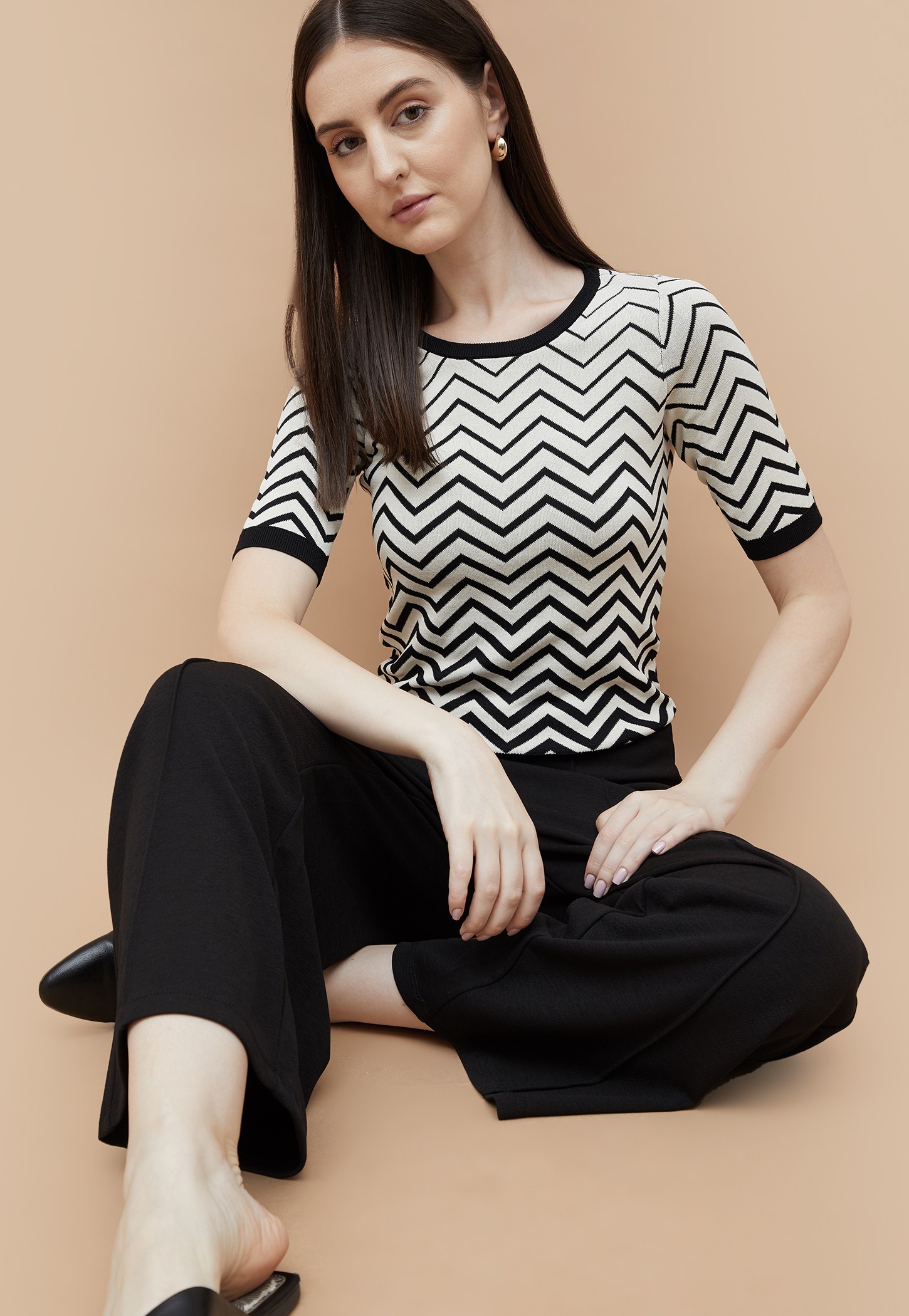 CODE CLASSIC Chevron Patterned Top-picture-26