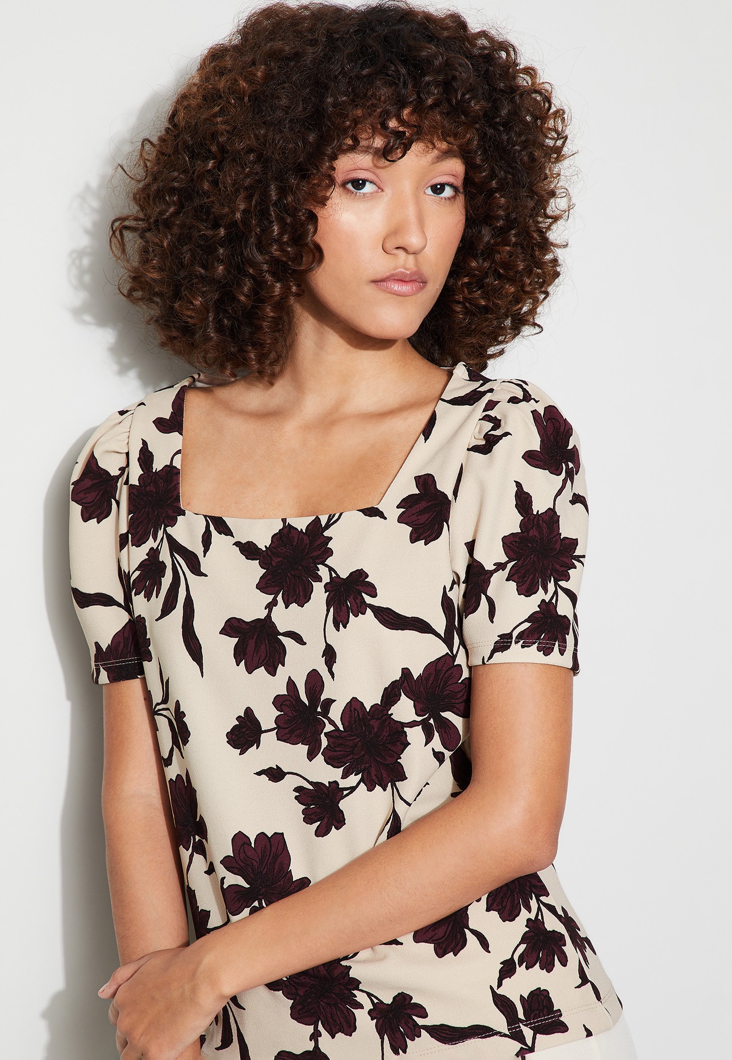 CODE Floral Print Puffed Sleeve Top-picture-10