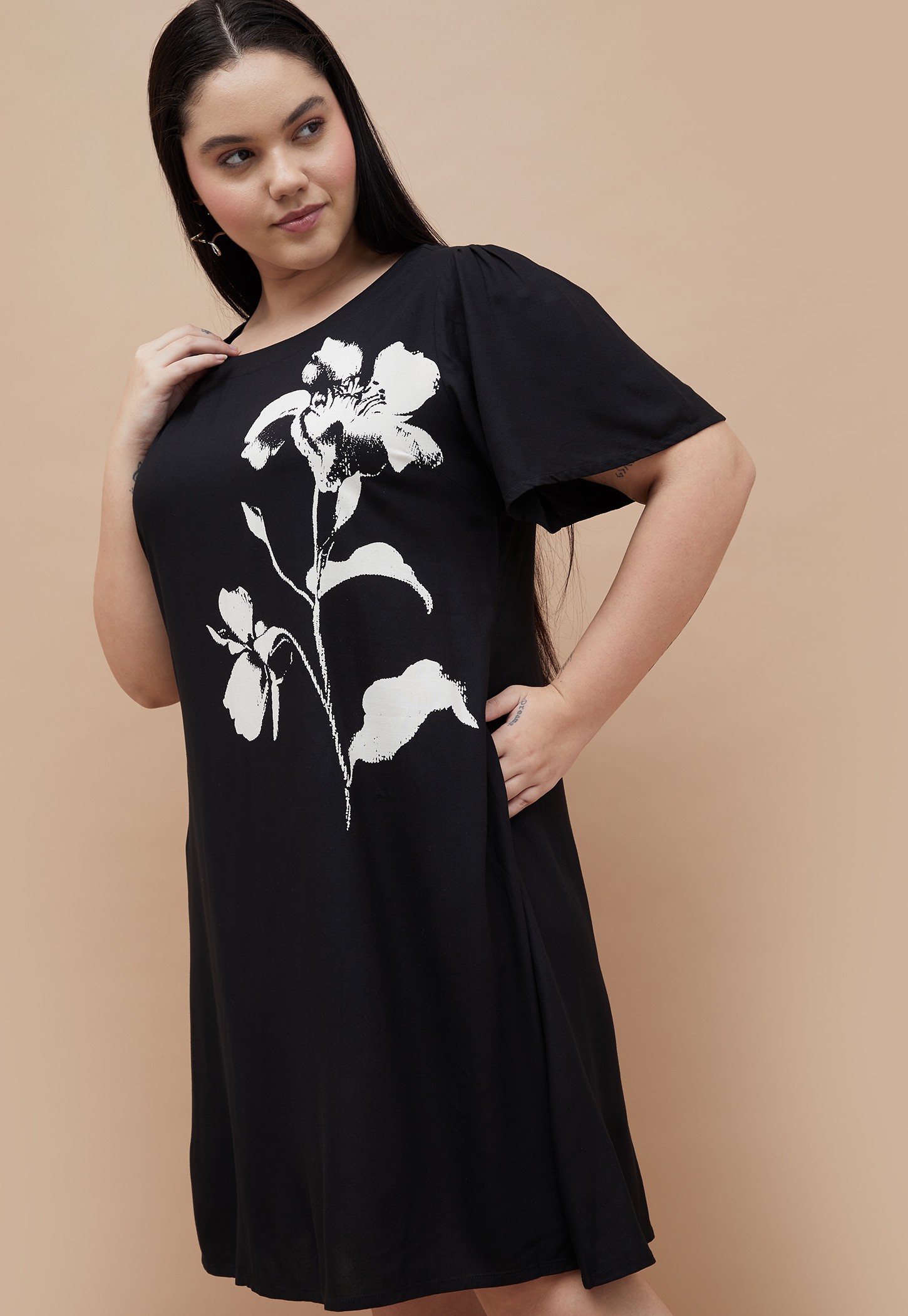 NEXUS Floral Print Shift Dress-image-10