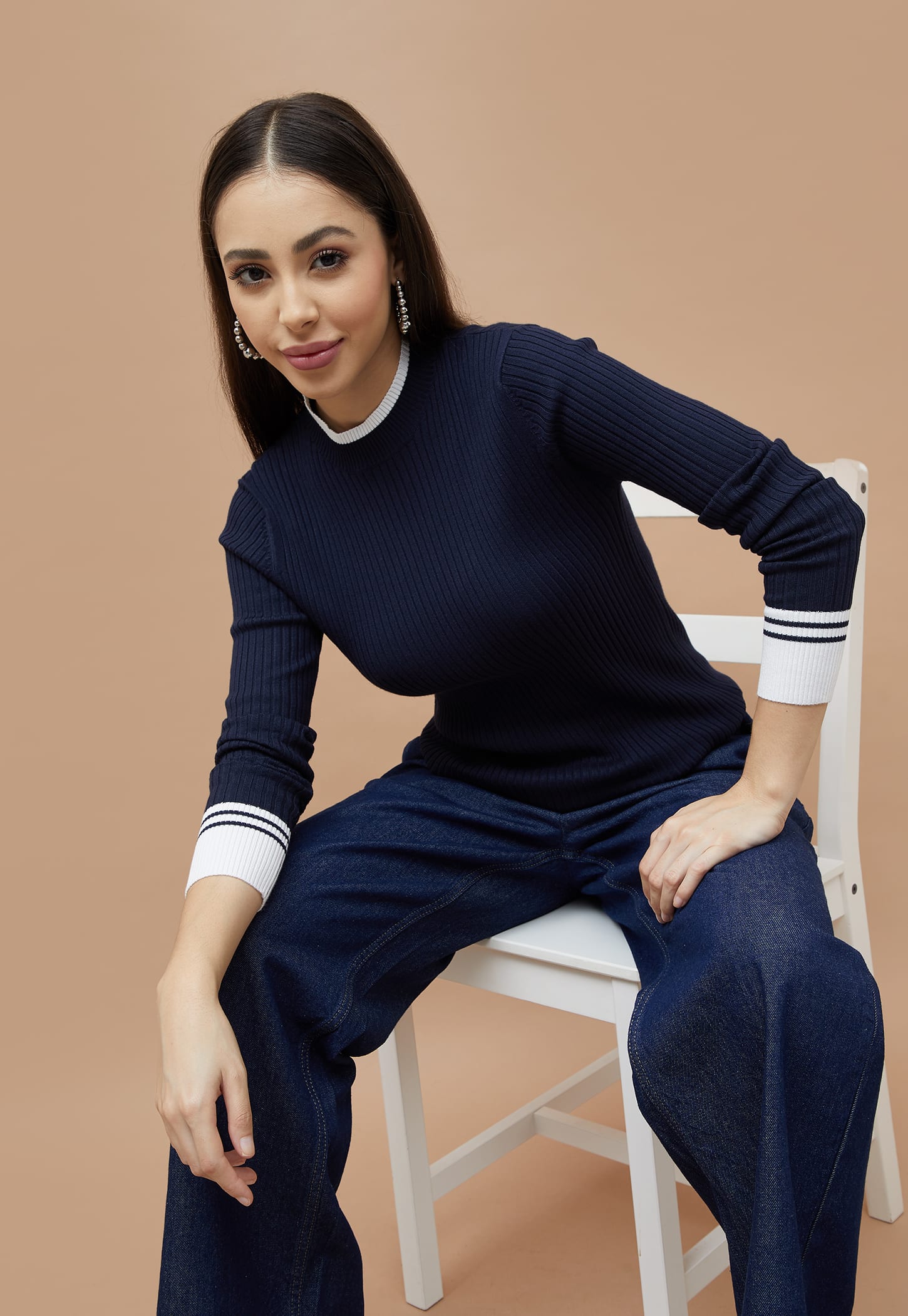 FAME FOREVER Contrast Trim Knit Top-picture-44