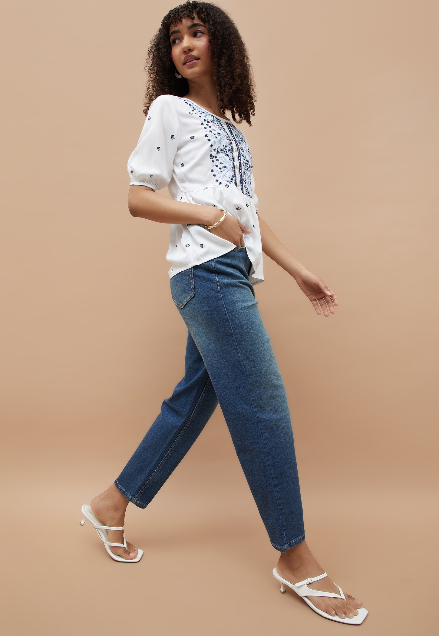 FAME FOREVER Stonewashed Mom Fit Jeans-picture-10