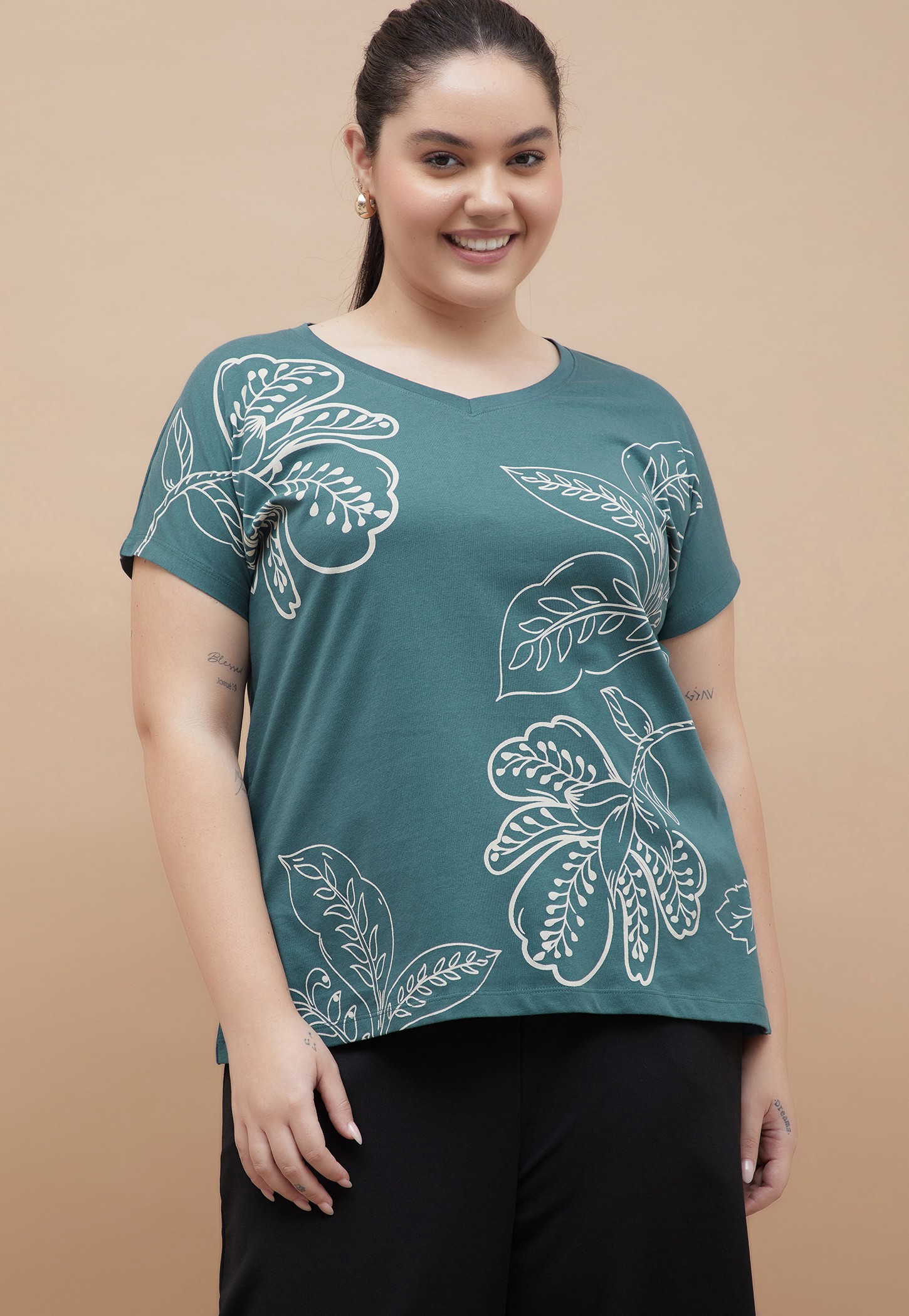 NEXUS Floral Printed T-shirt-picture-22