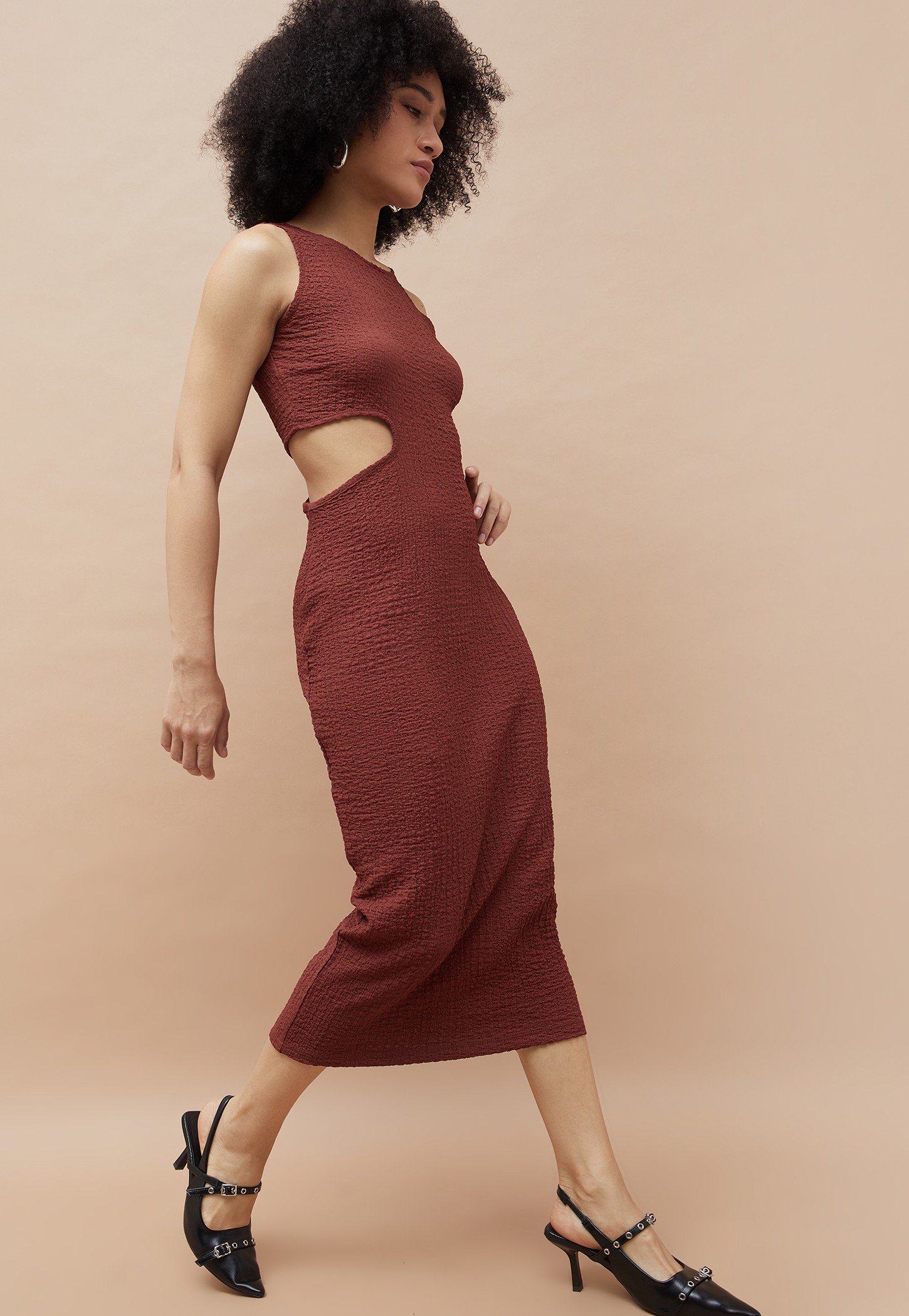 GINGER Textured Cut-Out Bodycon Dress-picture-21