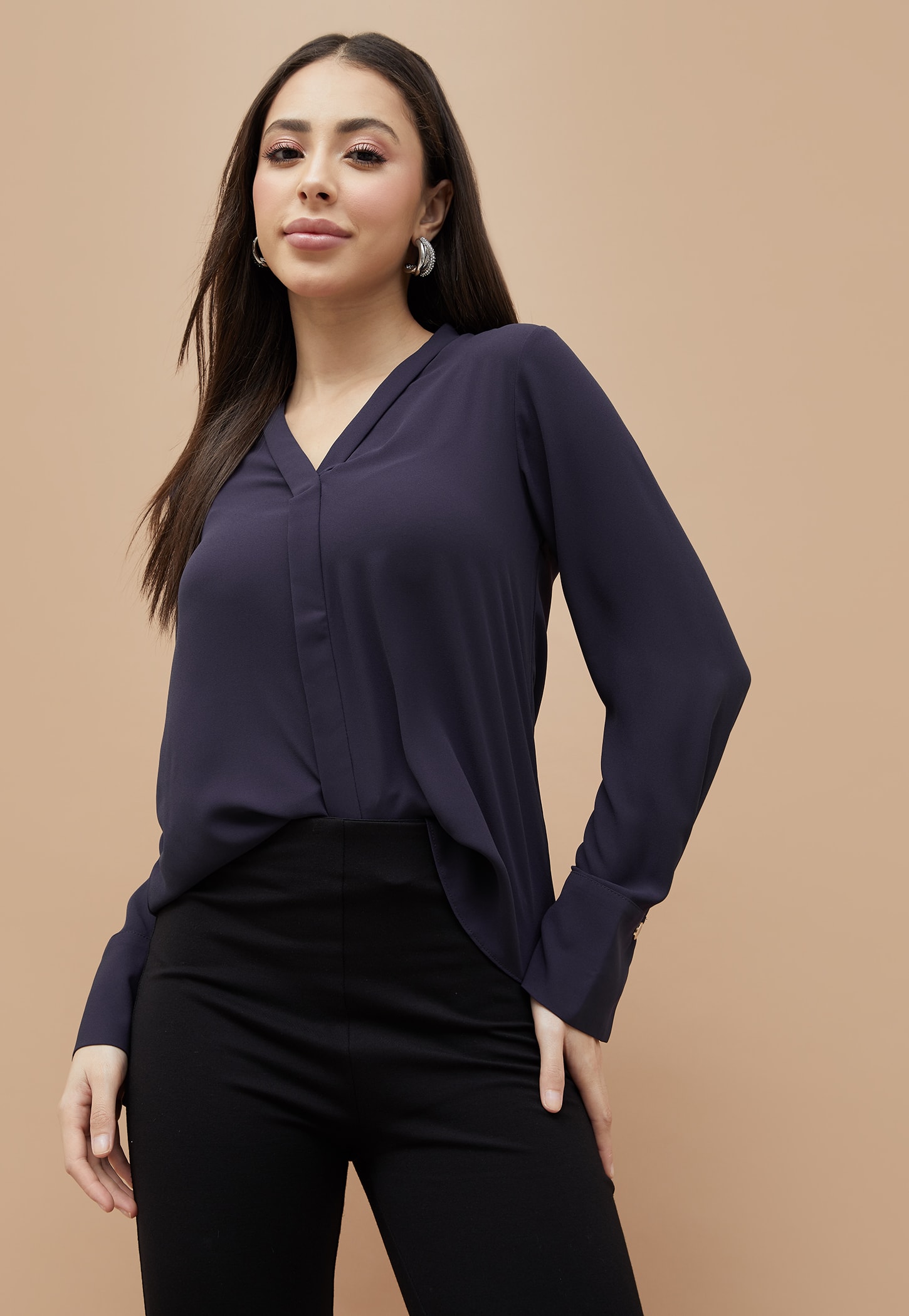 CODE CLASSIC Solid V-Neck Top-picture-17