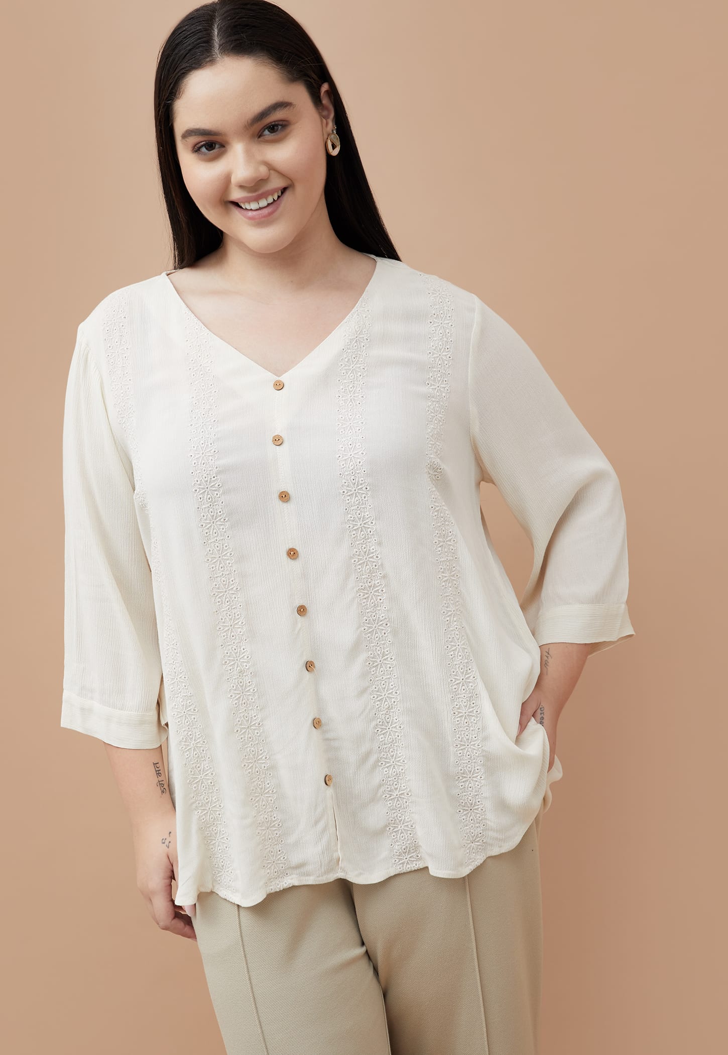 NEXUS Embroidered V-neck Top-picture-10