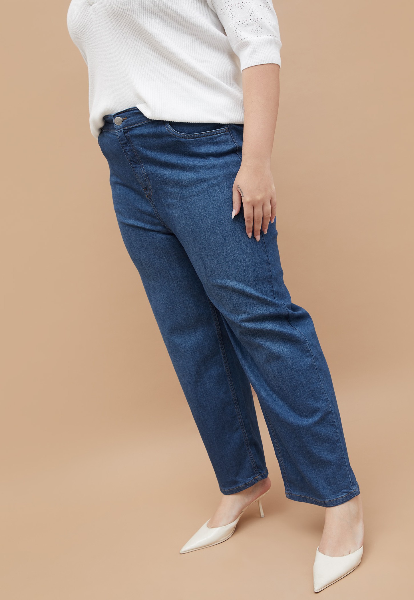 NEXUS Stonewashed Relaxed Fit Jeans-picture-36