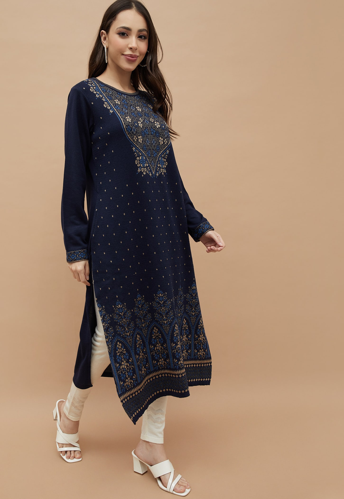 MELANGE Embroidered Straight Winter Kurta-picture-10
