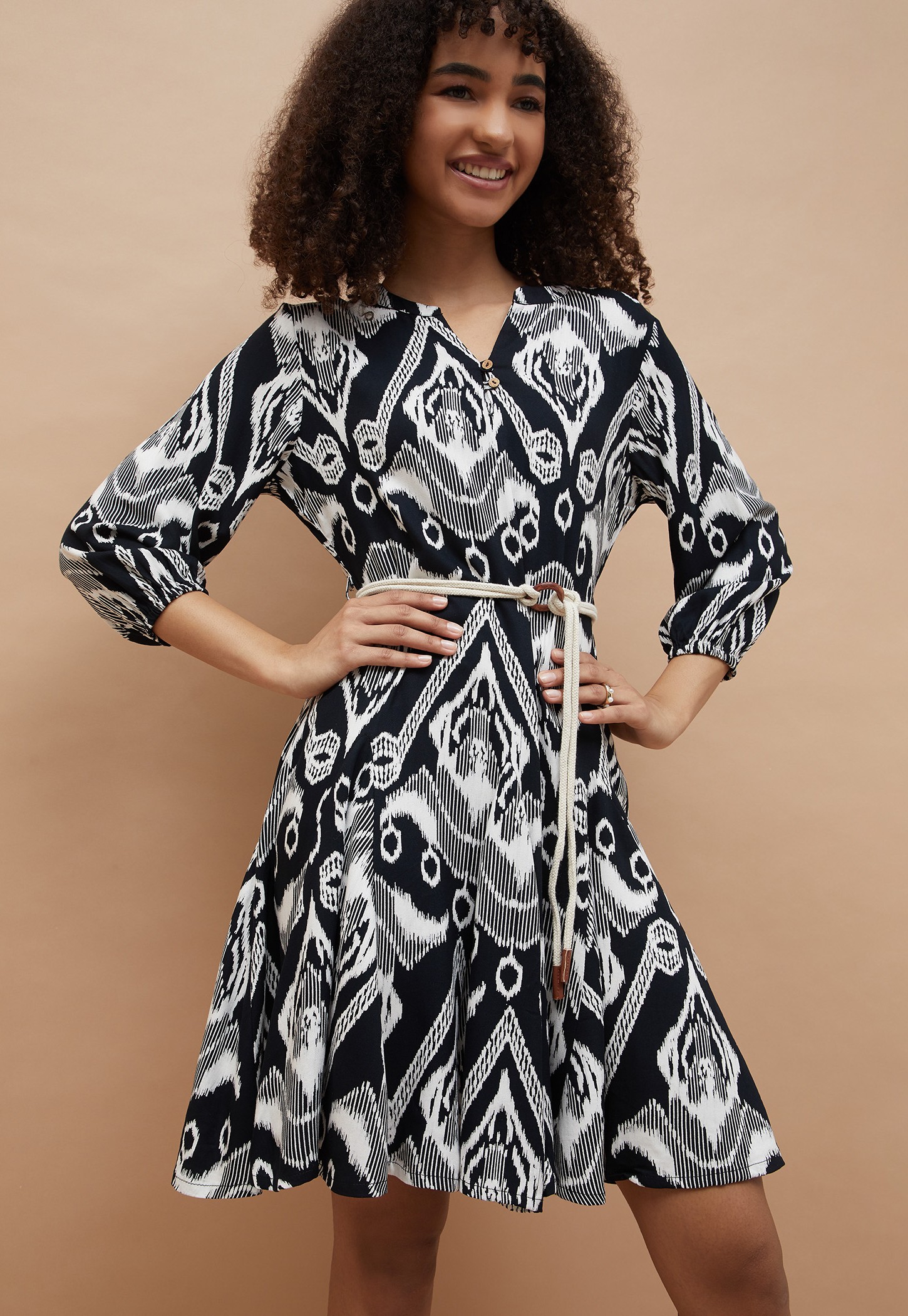 FAME FOREVER Printed A-line Dress-picture-22