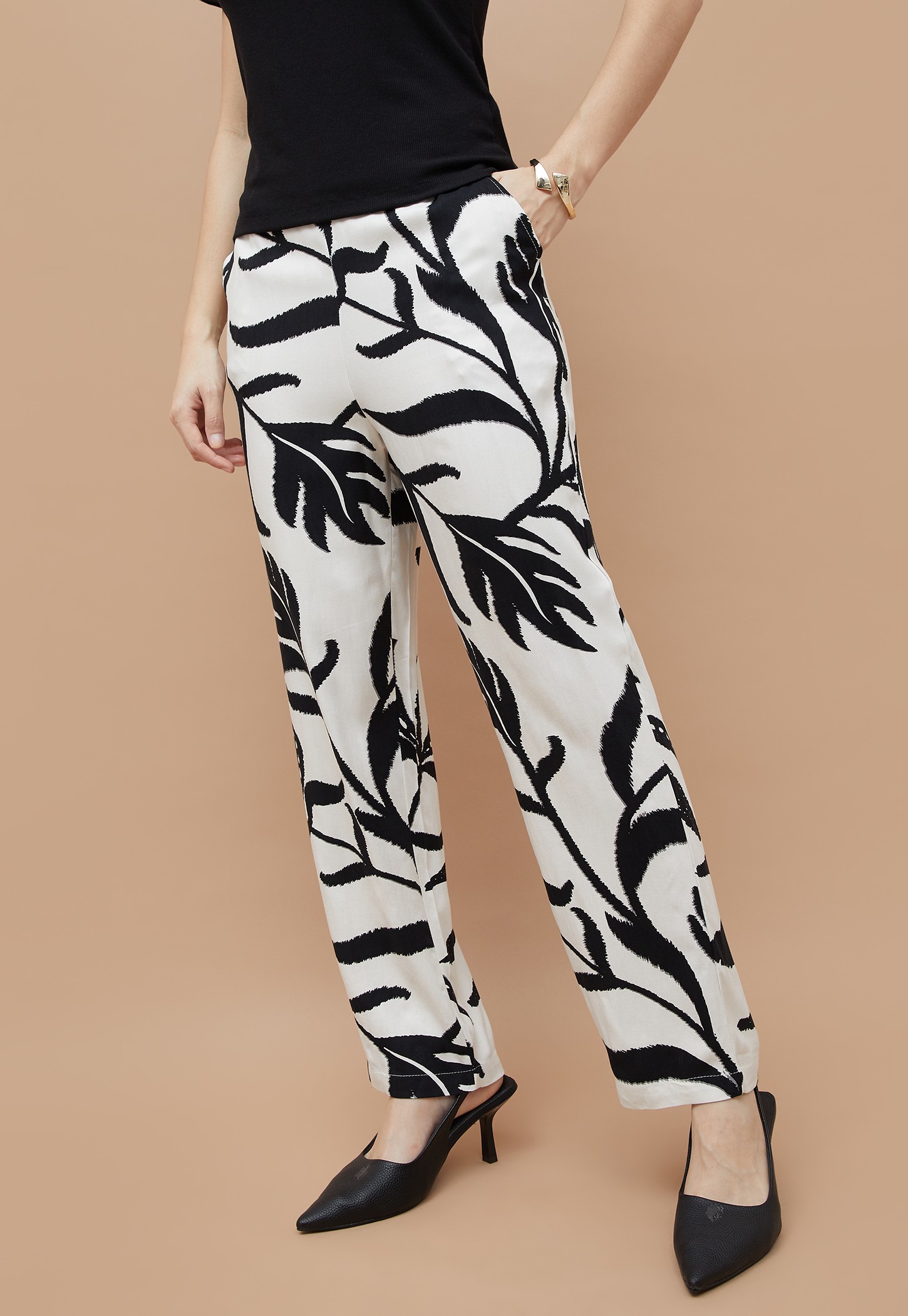FAME FOREVER Printed Trousers-image-7