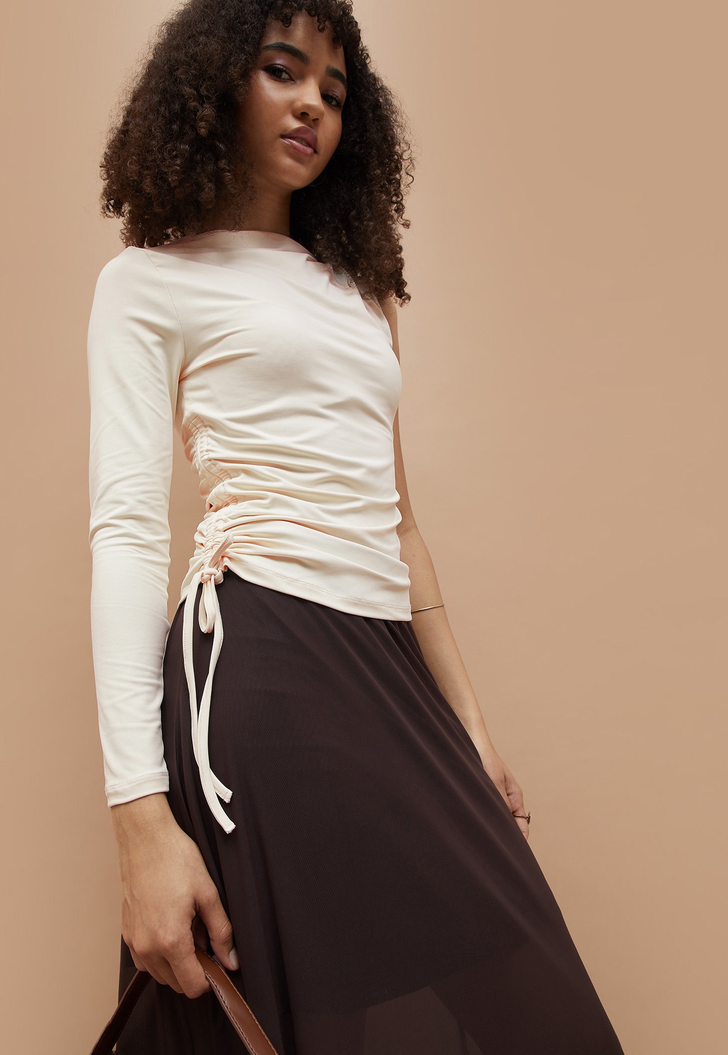 GINGER Solid One Sleeve Top-image-15