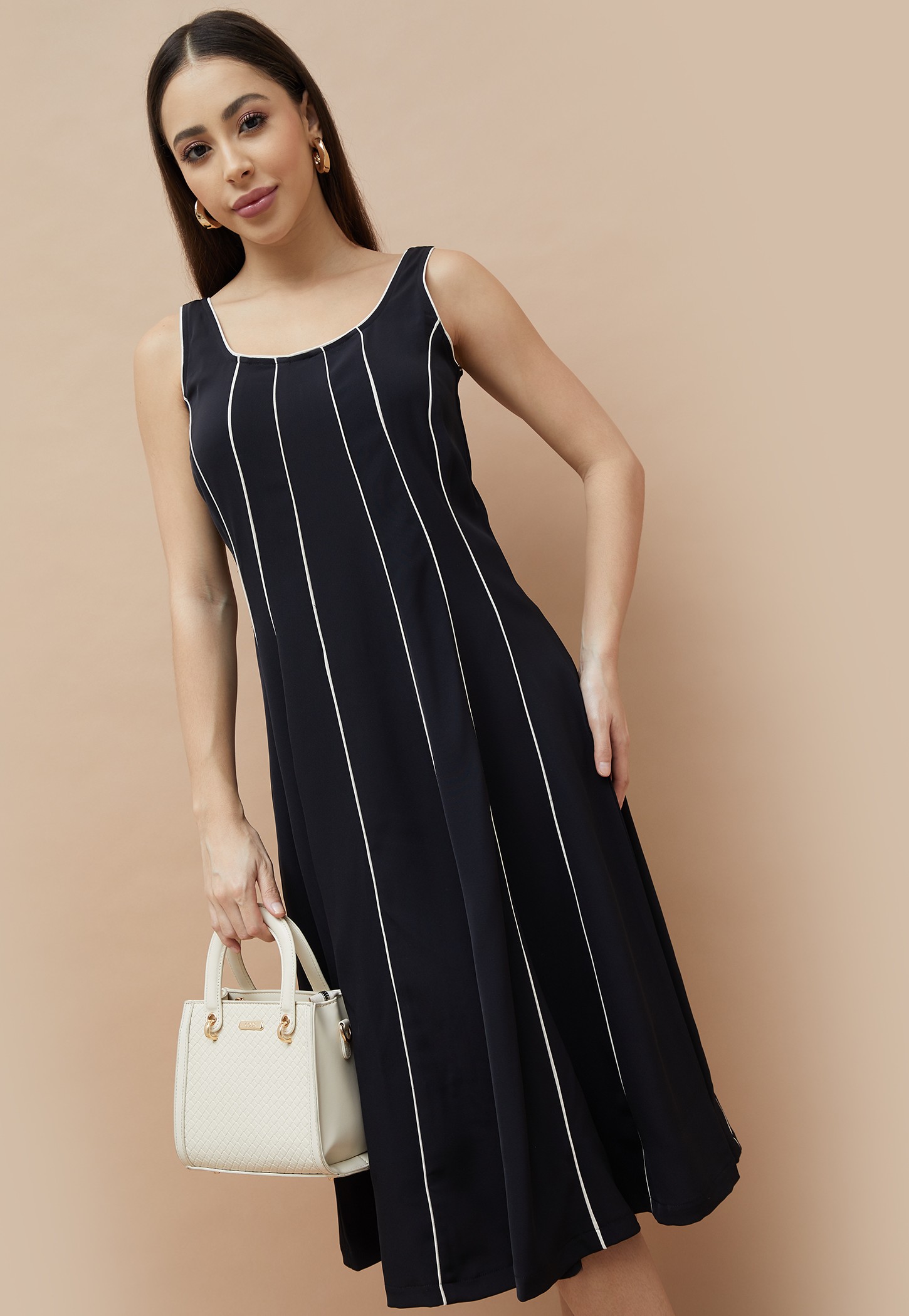 CODE Solid A-line Dress-picture-27