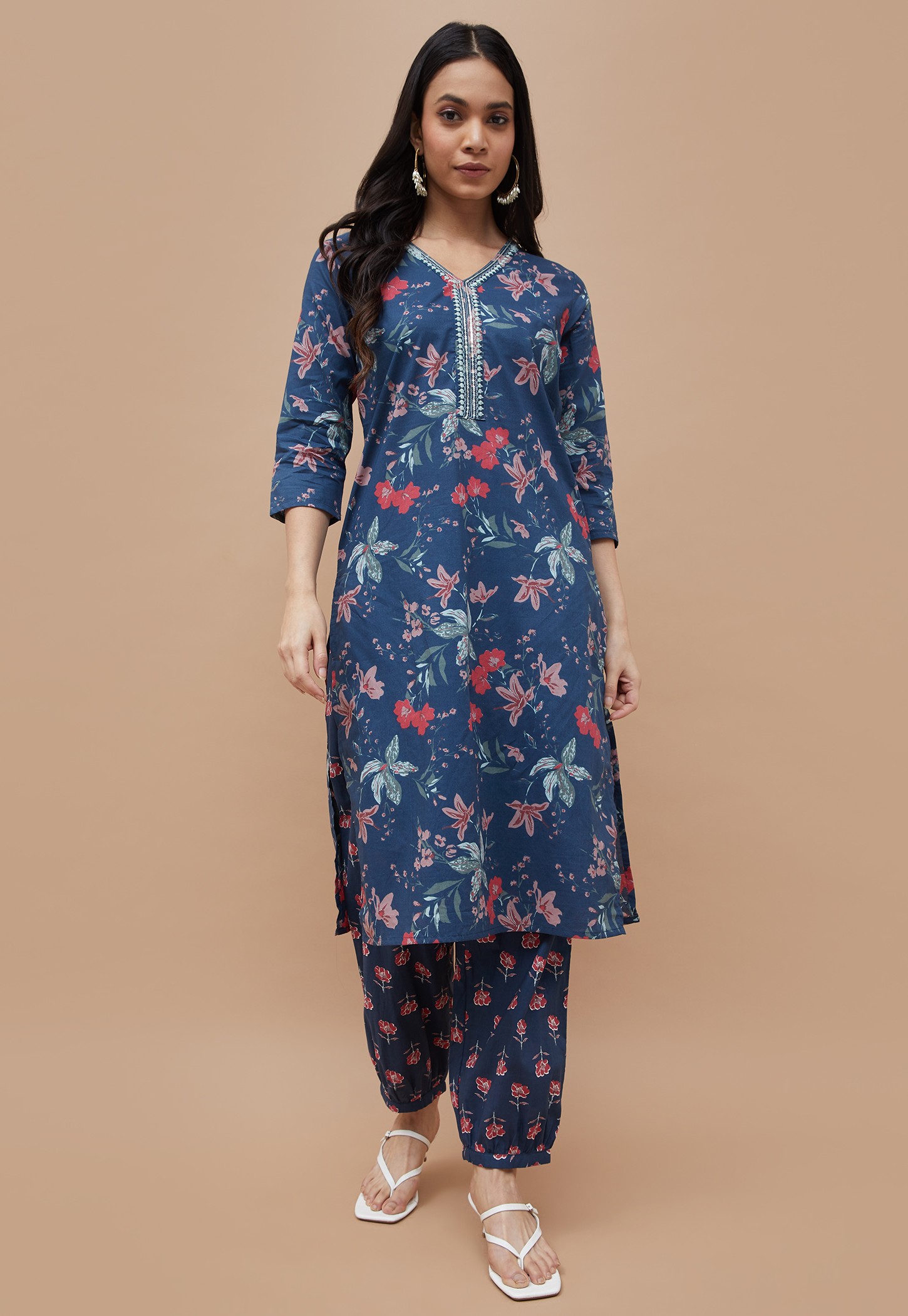 MELANGE Floral Print Straight Kurta Set-picture-21